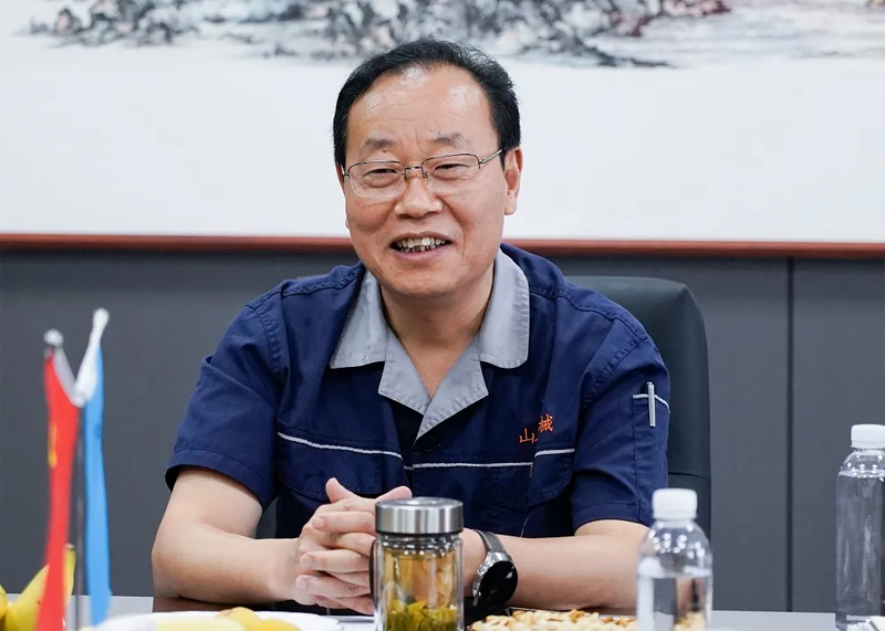 弘揚(yáng)勞模精神 激發(fā)前行動(dòng)力丨山東山礦機(jī)械有限公司召開(kāi)勞模座談會(huì)